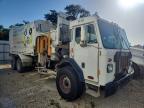 2019 Peterbilt 520 Refuse Truck