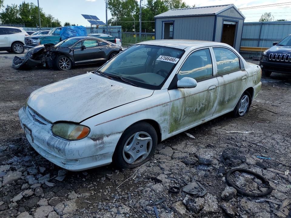 2001 KIA Sephia Base