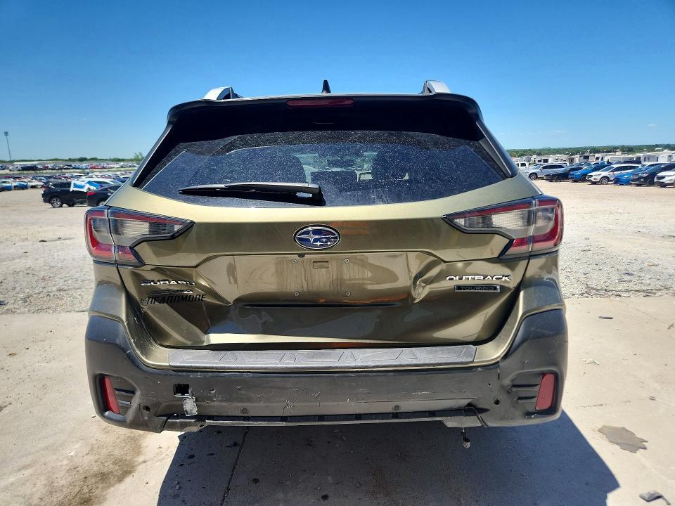 2022 Subaru Outback Touring