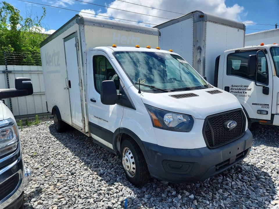 2022 Ford Transit BOX Truck