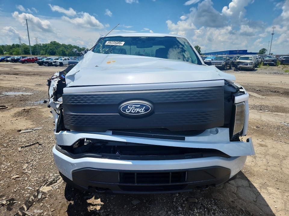 2025 Ford F150 Lightning XLT