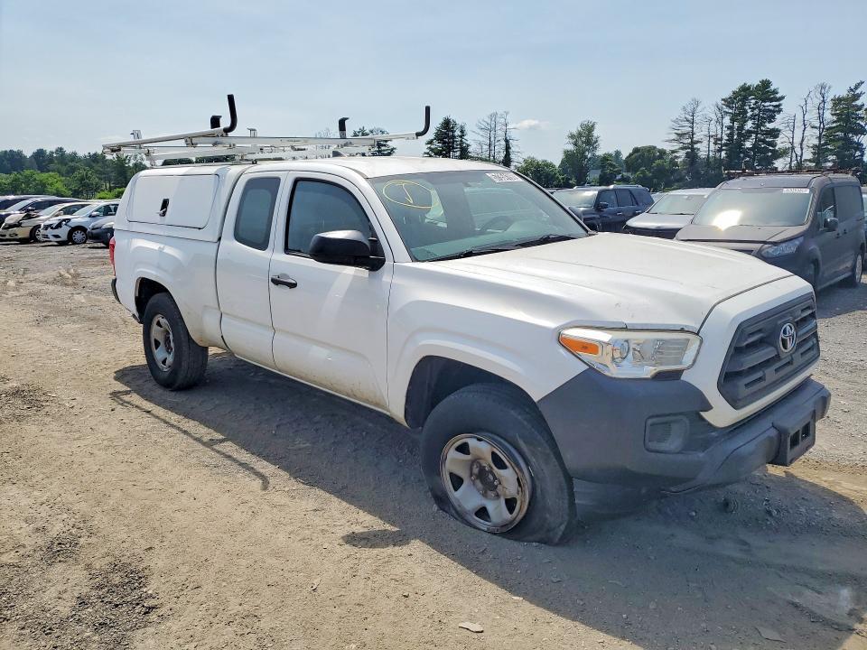 2017 Toyota Tacoma SR