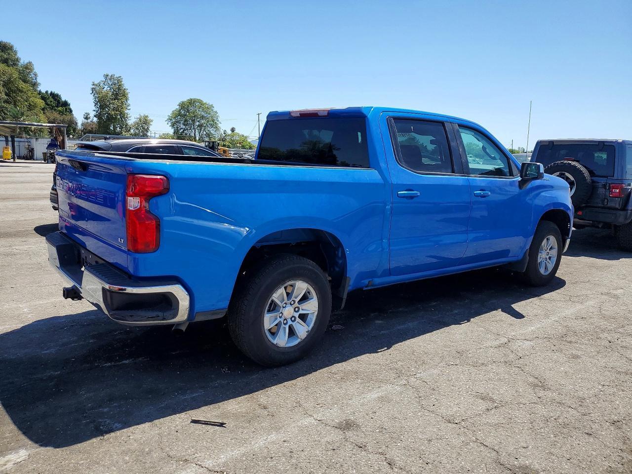 2025 Chevrolet Silverado C1500 LT