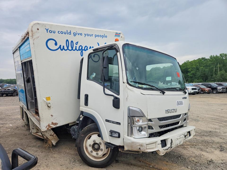 2024 Isuzu NPR HD