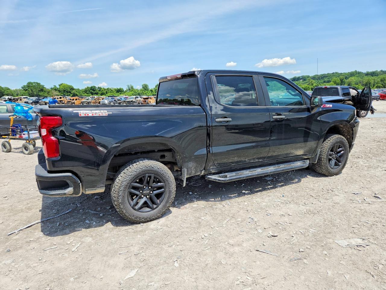 2020 Chevrolet Silverado K1500 Trail Boss Custom
