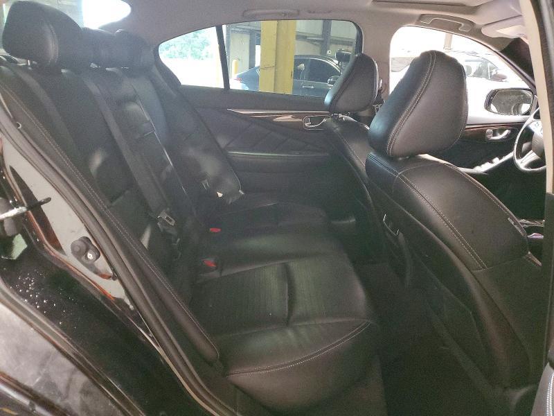 2015 Infiniti Q50 Base