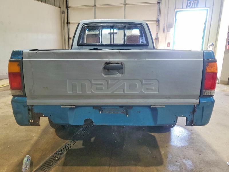 1986 Mazda B2000