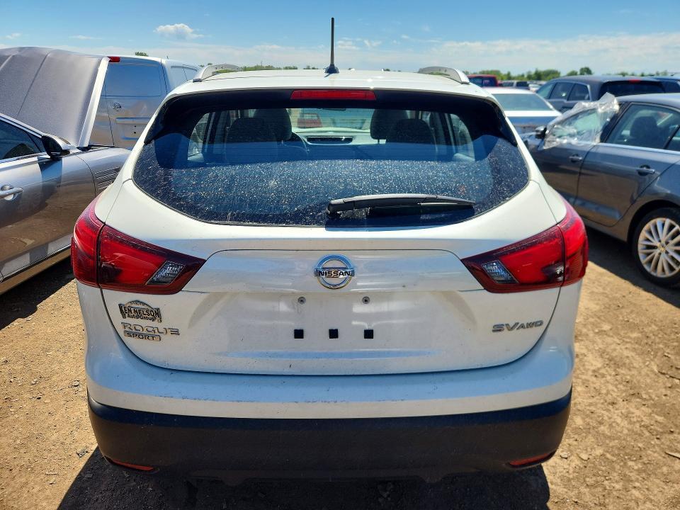 2018 Nissan Rogue Sport sv