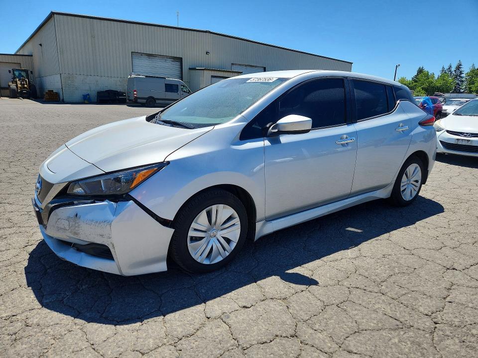 2022 Nissan Leaf s