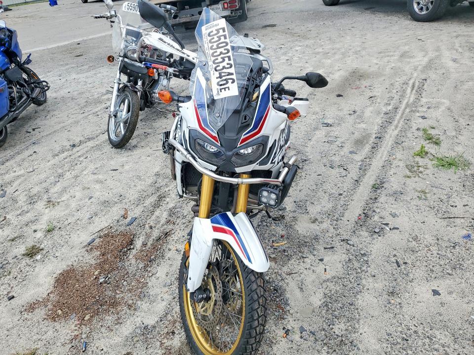 2017 Honda CRF1000