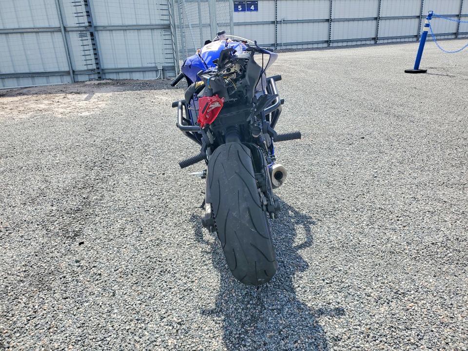 2025 Yamaha YZFR7