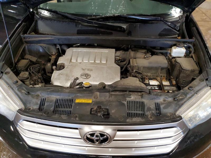 2012 Toyota Highlander se