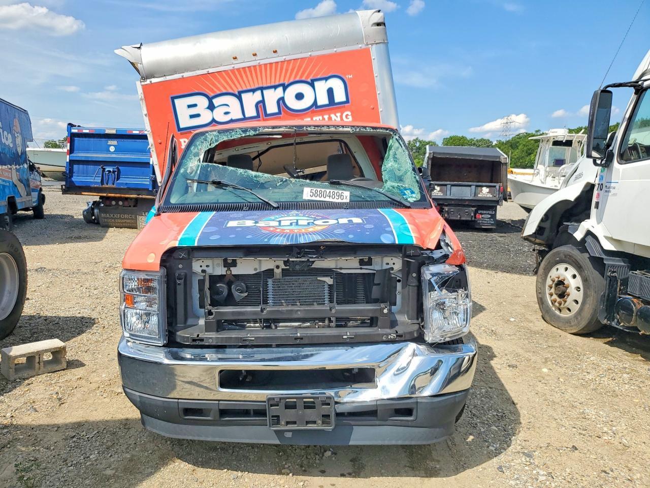 2022 Ford Econoline E350 Super Duty Cutaway Van