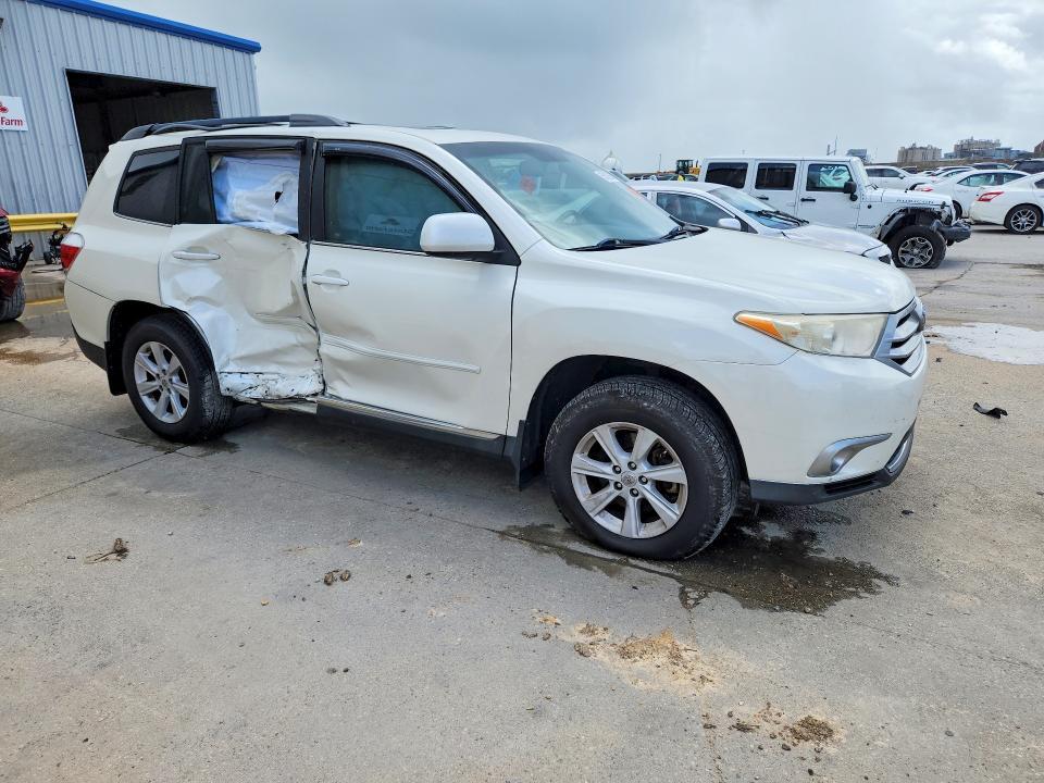 2013 Toyota Highlander se