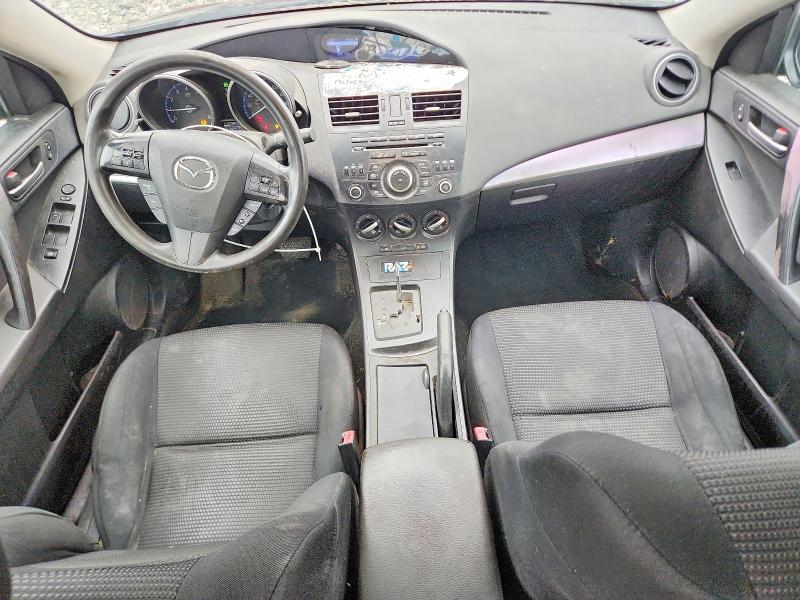 2013 Mazda 3 I