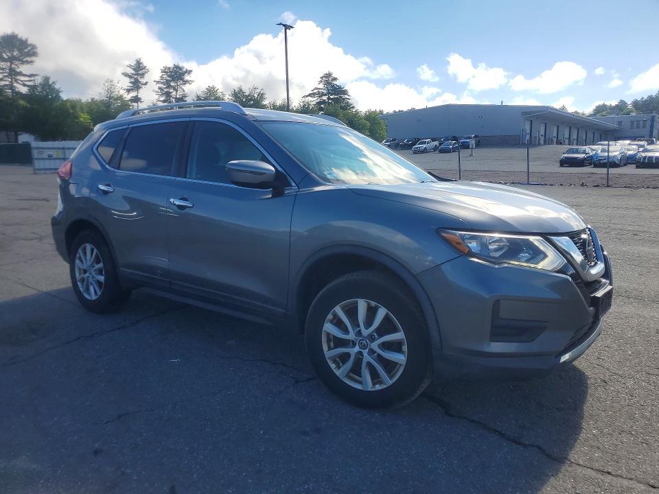 2018 Nissan Rogue sv