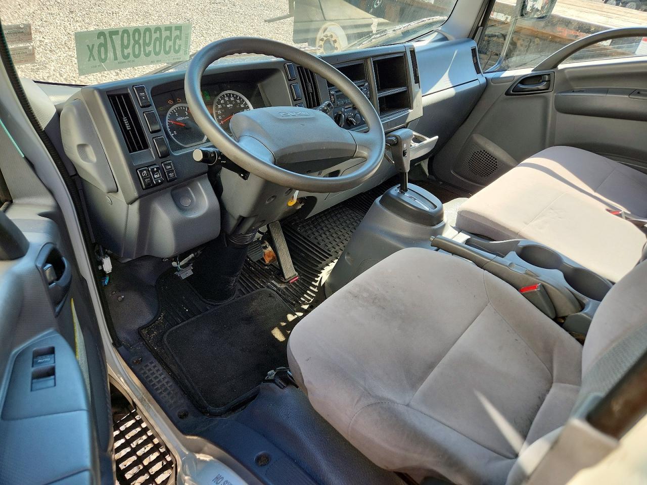 2019 Isuzu NQR BOX Truck
