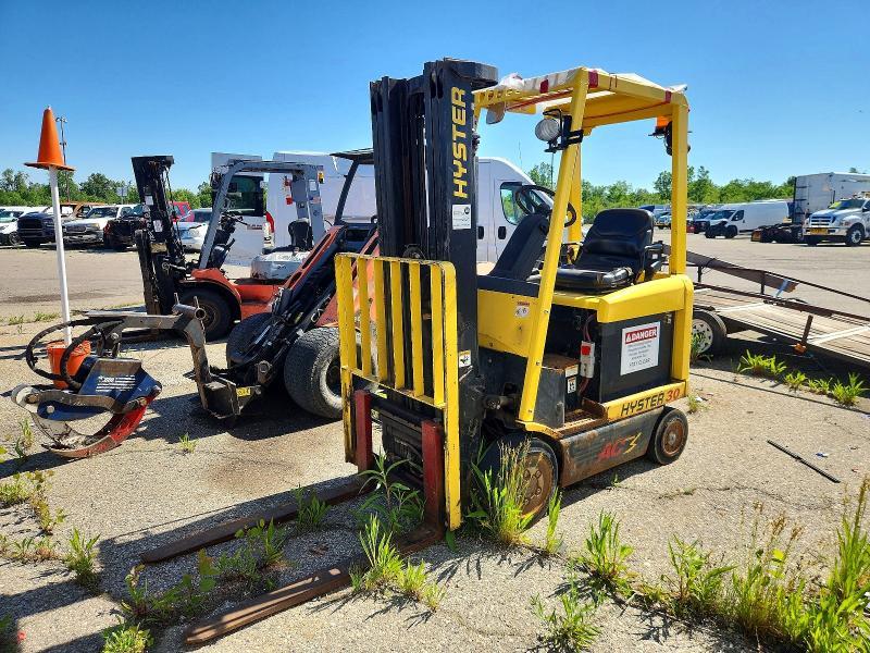 2006 Hyster E30Z Forklift
