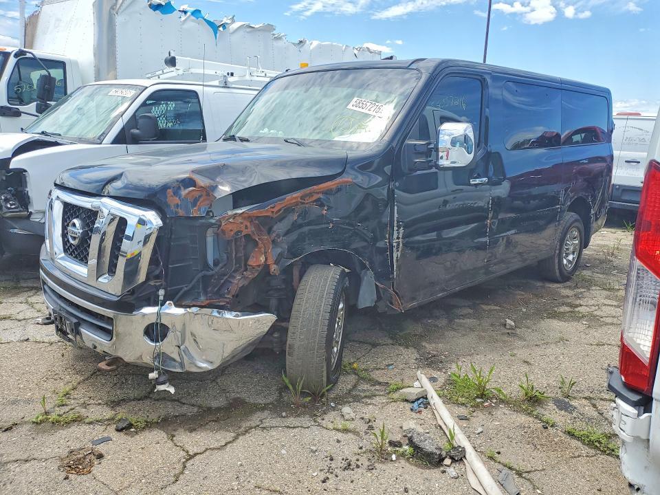 2015 Nissan NV 3500 HD SL