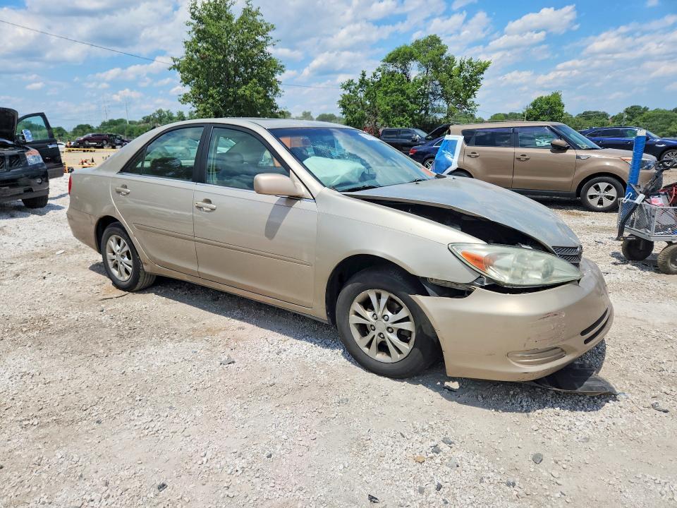 2004 Toyota Camry le V6