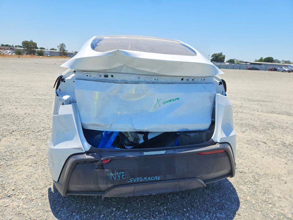 2026 Tesla Model y