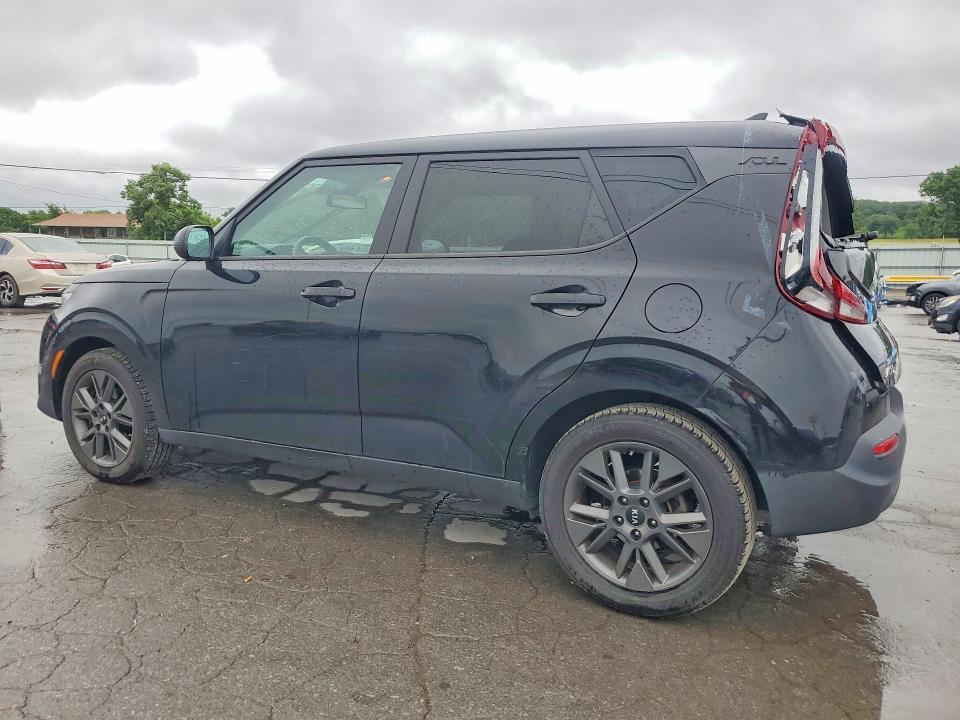 2021 KIA Soul s
