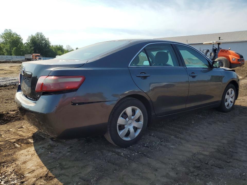 2009 Toyota Camry le