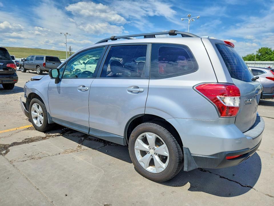 2016 Subaru Forester 2.5i