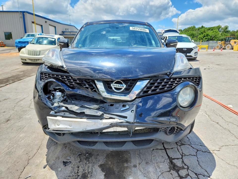 2015 Nissan Juke sv