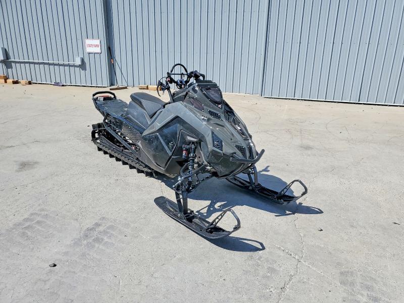 2024 Polaris Patriot Boost RMK KH
