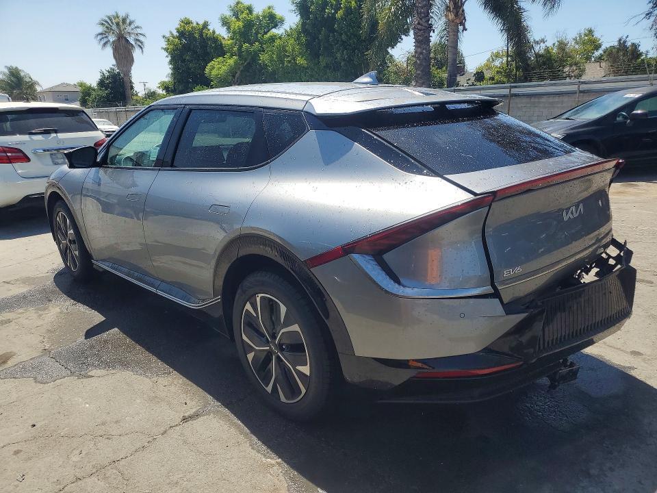 2023 KIA EV6 Wind