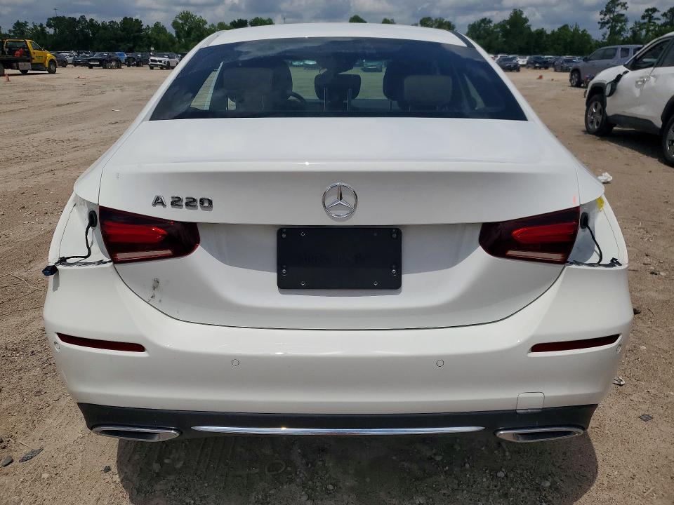2019 Mercedes-Benz A 220