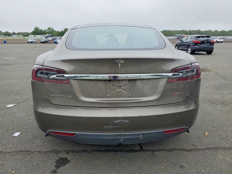 2015 Tesla Model s P85d