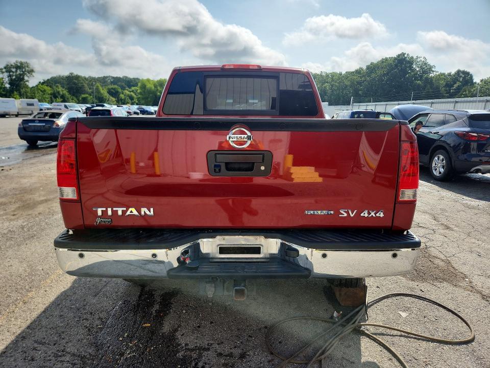 2014 Nissan Titan SV