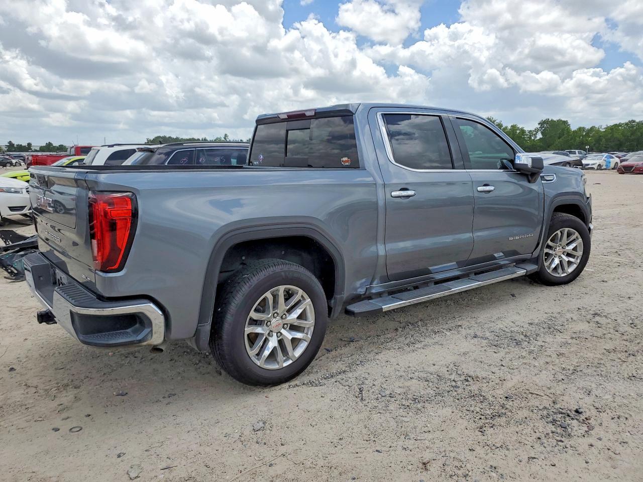 2022 GMC Sierra Limited C1500 SLT