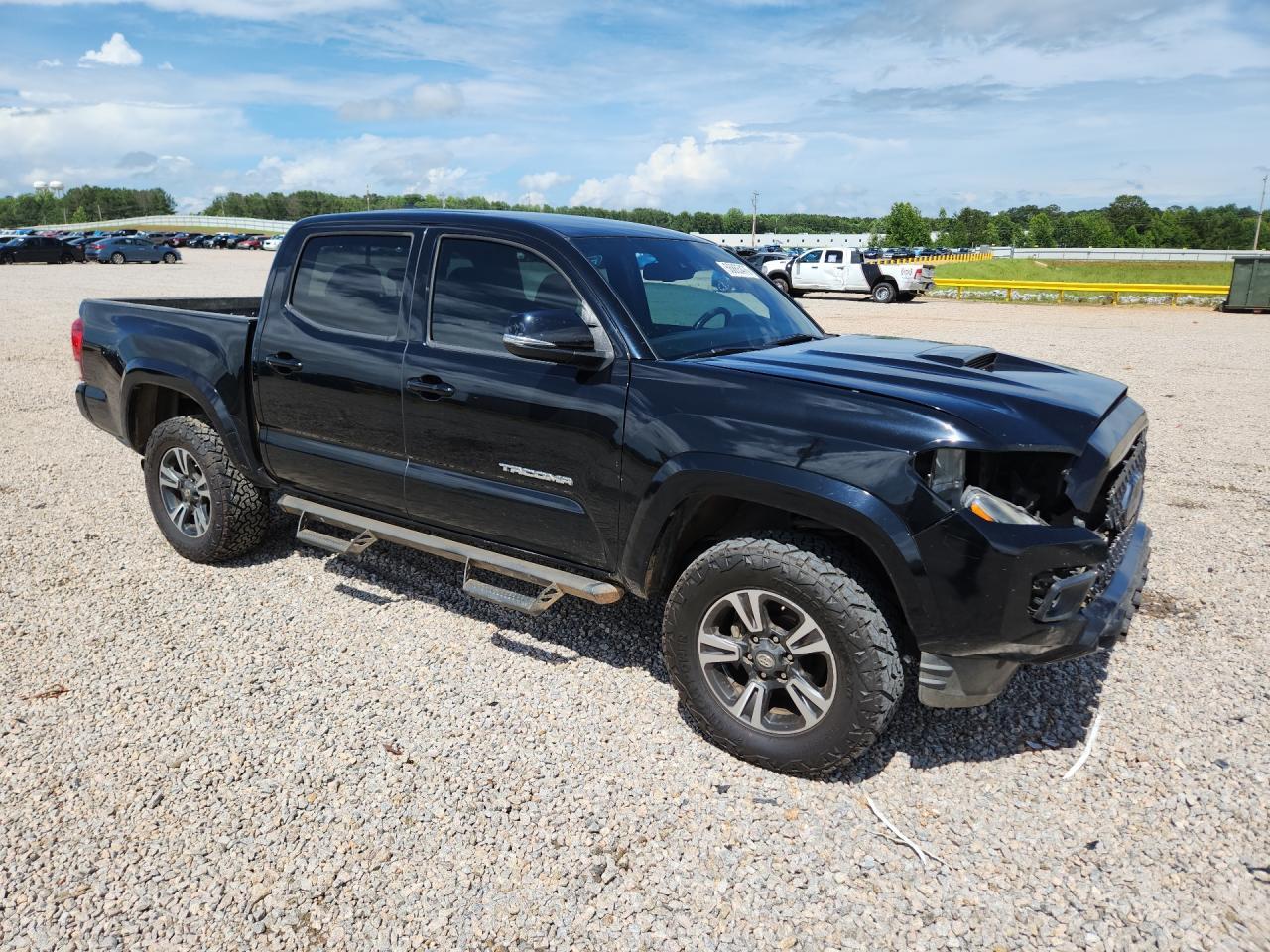 2018 Toyota Tacoma TRD Sport