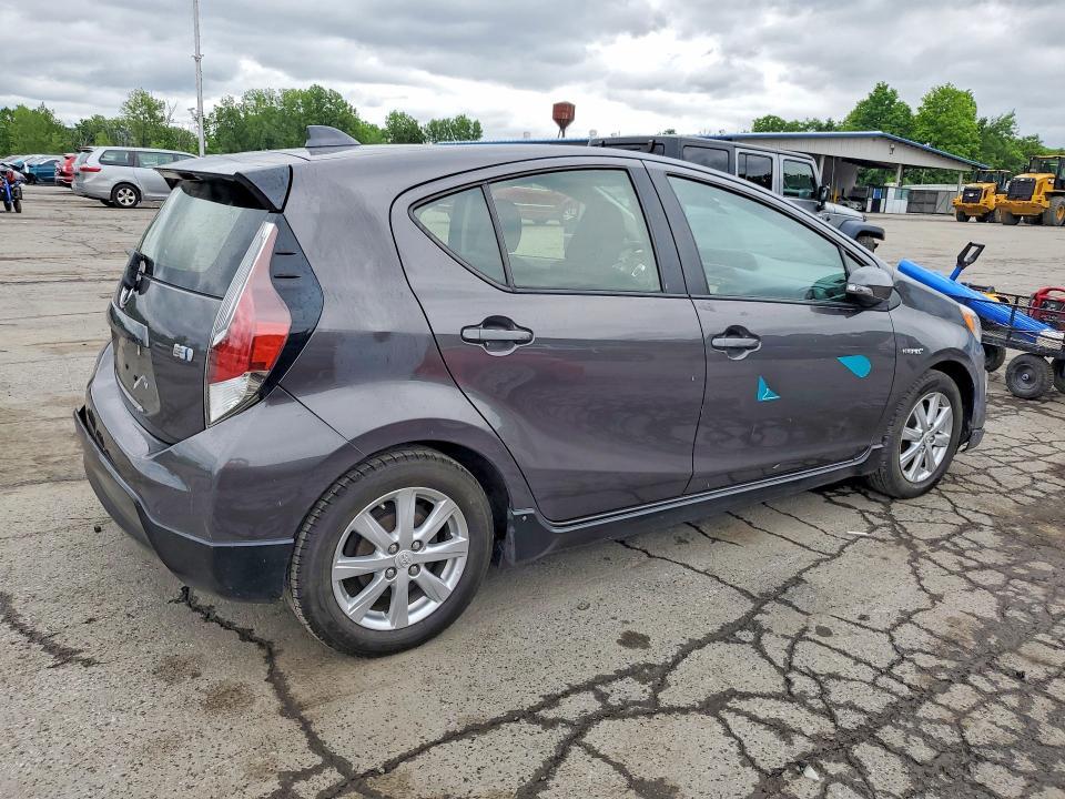 2017 Toyota Prius c two