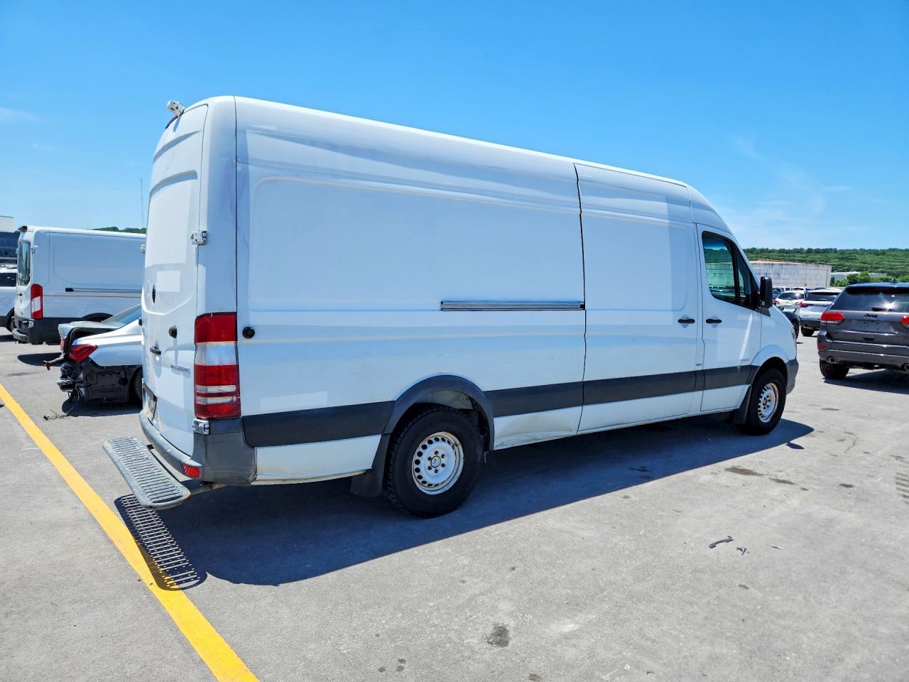 2015 Mercedes-Benz Sprinter 2500