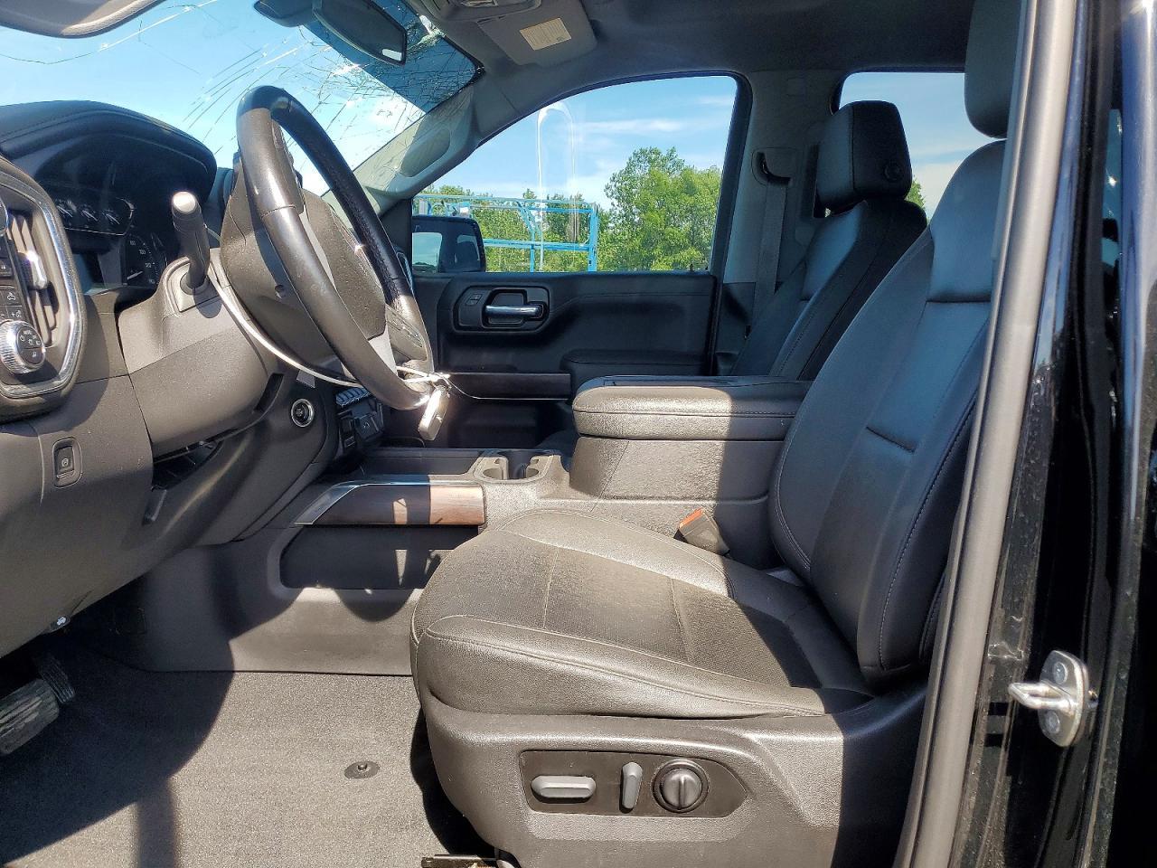 2021 GMC Sierra K1500 SLT