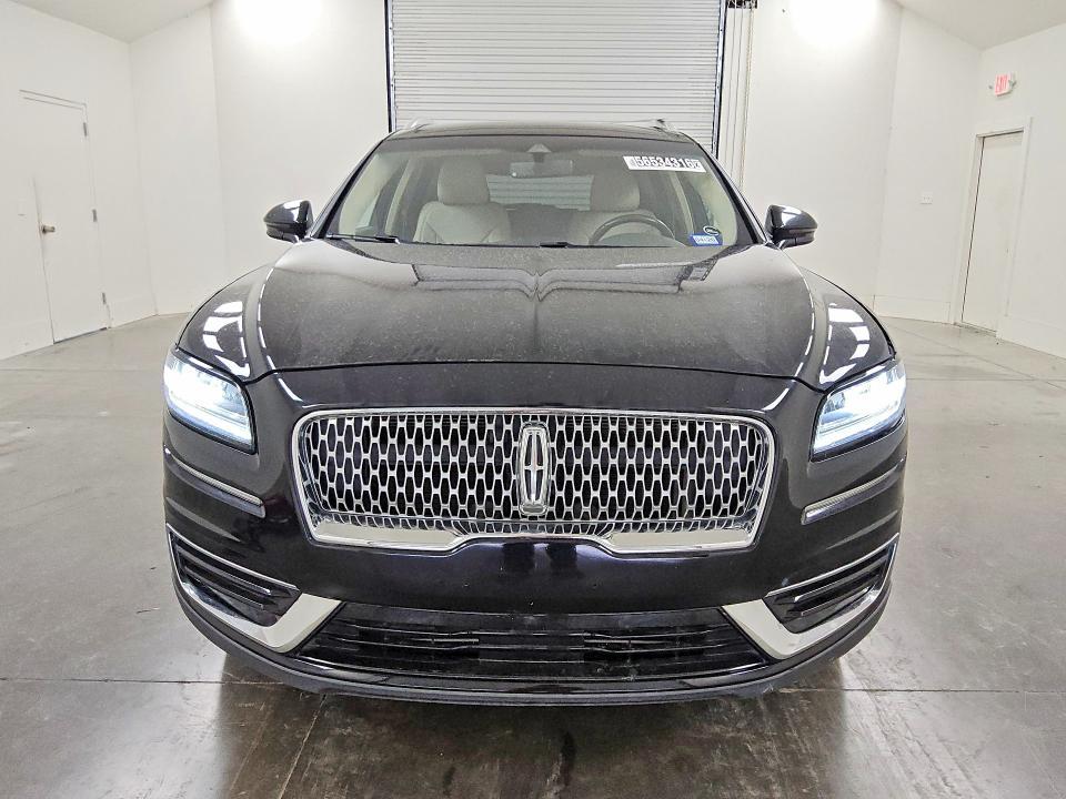2019 Lincoln Nautilus Select