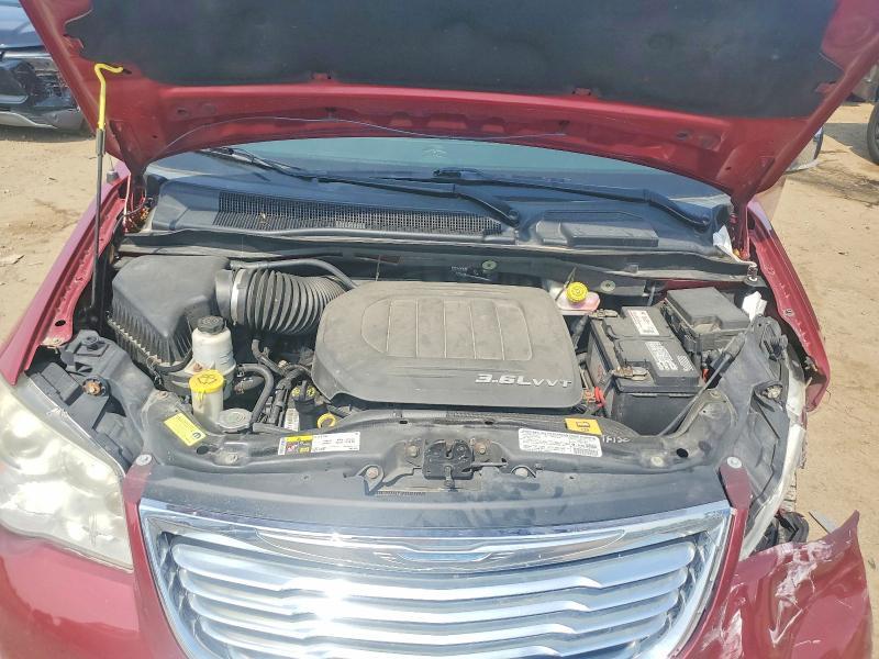 2013 Chrysler Town & Country Limited