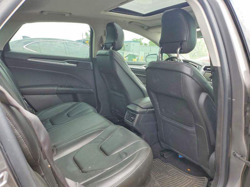 2014 Ford Fusion Titanium hev