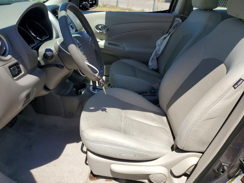 2015 Nissan Versa 1.6 sv