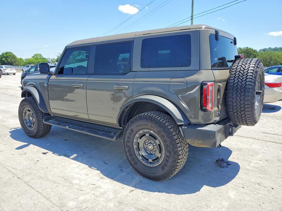 2025 Ford Bronco Outer Banks