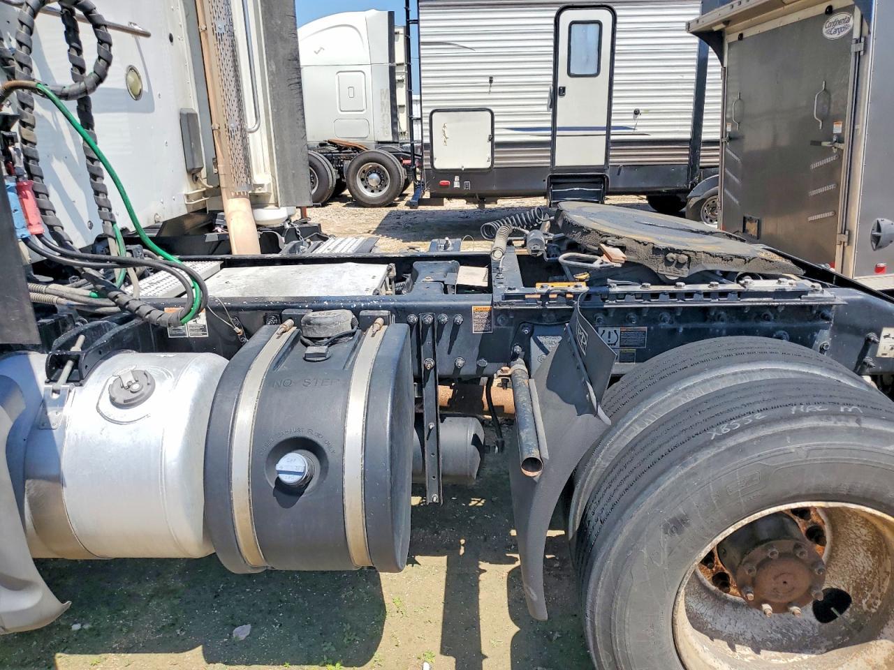 2018 Peterbilt 579 Semi Truck