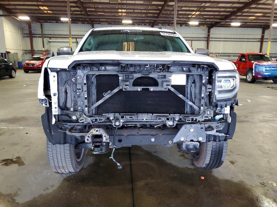 2018 GMC Sierra K1500 SLT