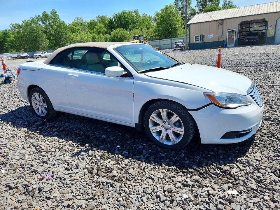 2012 Chrysler 200 Touring