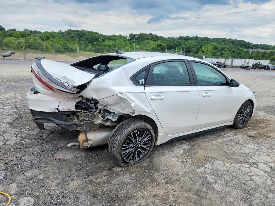 2023 KIA Forte gt Line