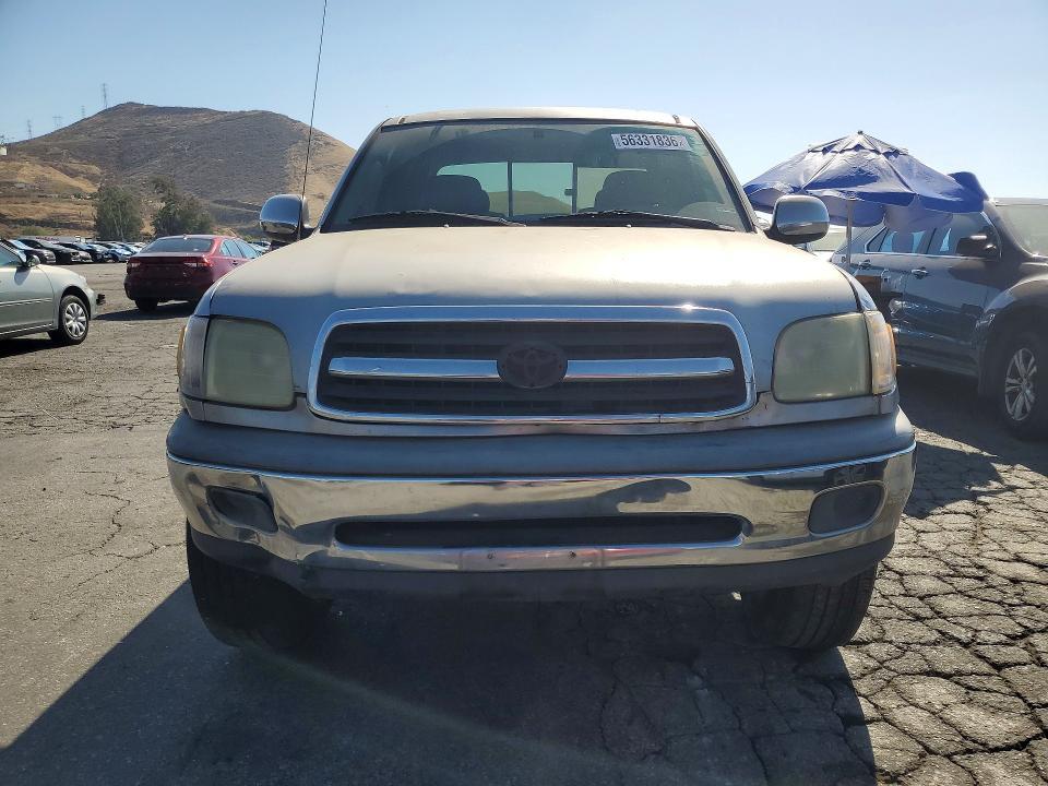 2002 Toyota Tundra Access cab SR5