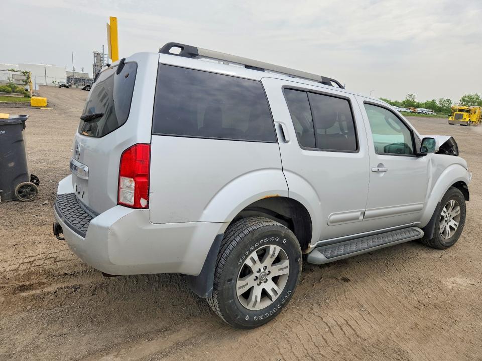 2012 Nissan Pathfinder s